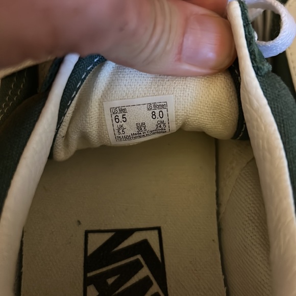 GREEN OLD SCHOOL VANS - Picture 6 of 8